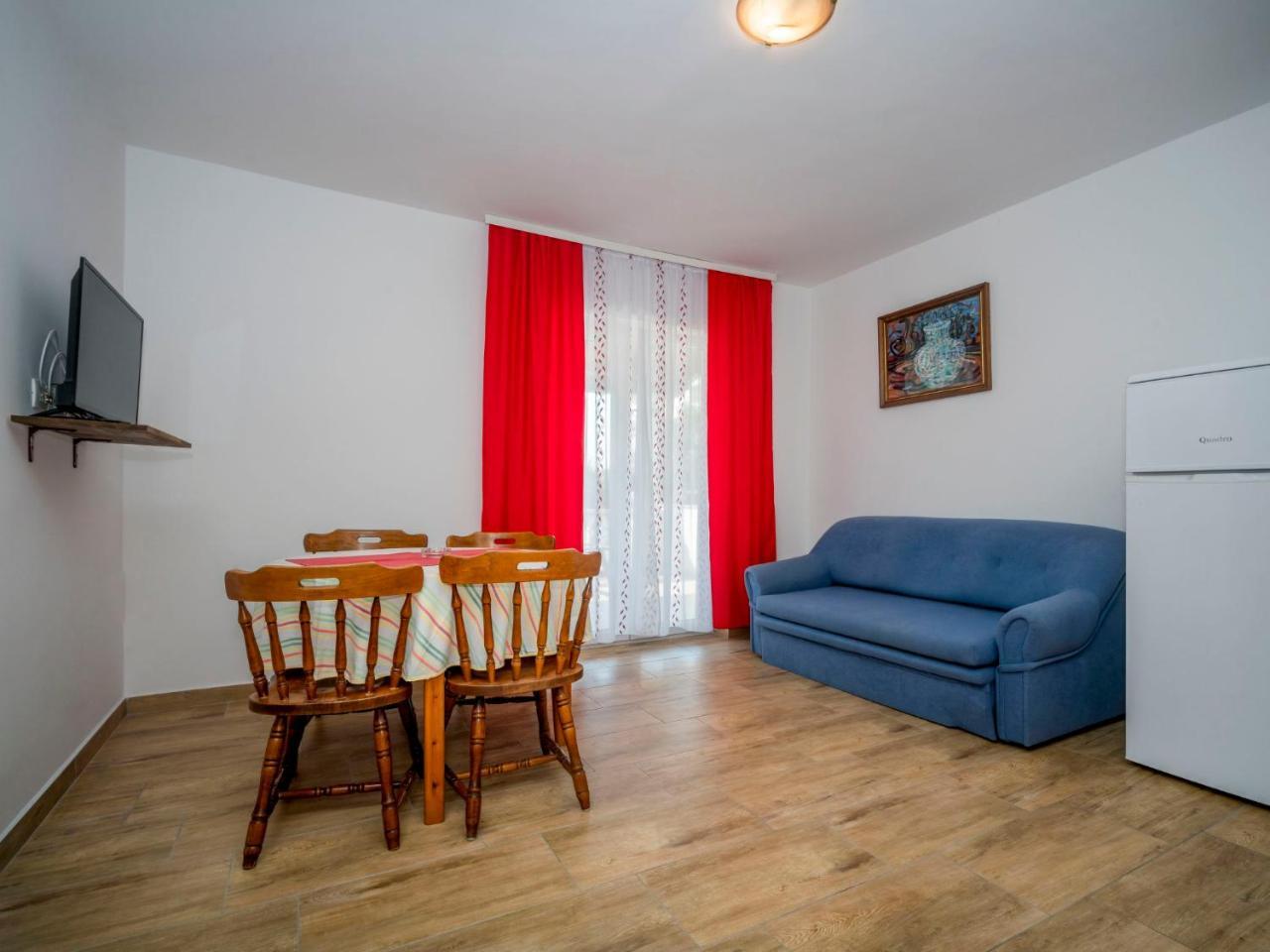 מדולין Apartment Hilde Red-8 By Interhome מראה חיצוני תמונה