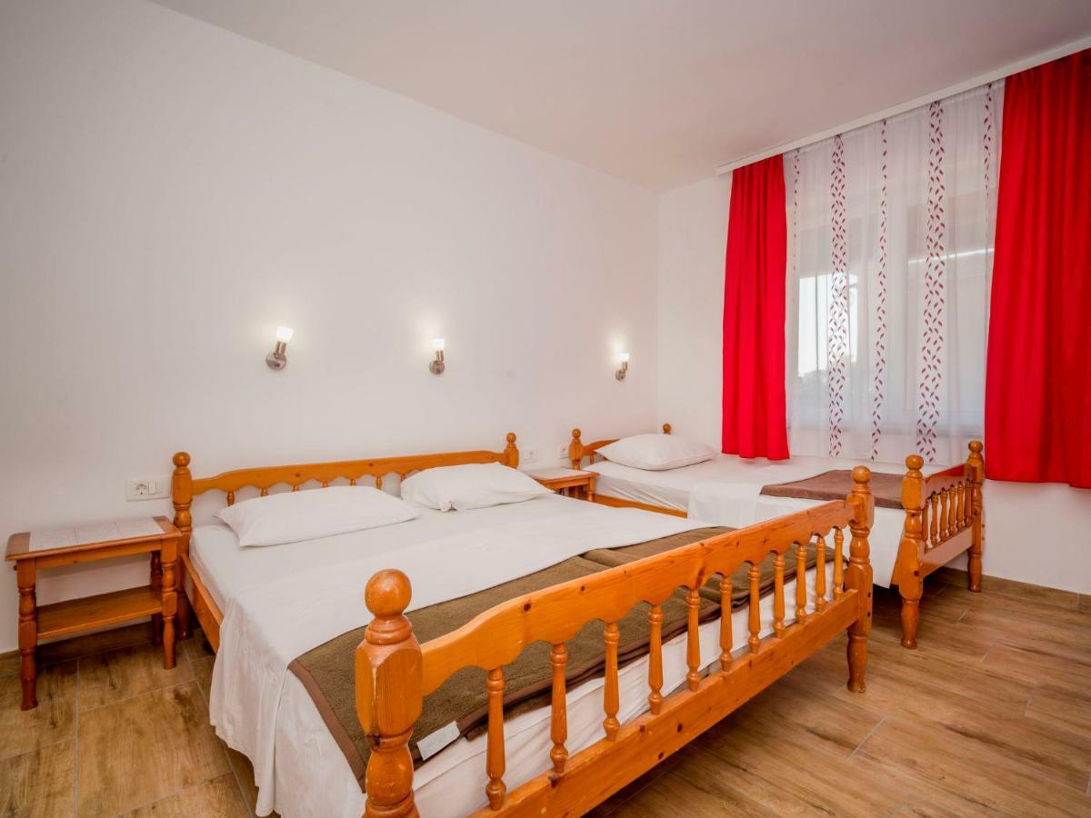 מדולין Apartment Hilde Red-8 By Interhome מראה חיצוני תמונה